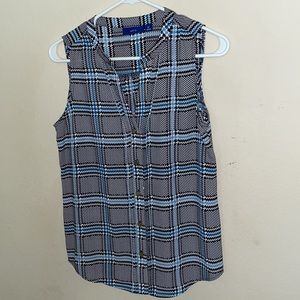 Apt 9 Blouse in a Houndstooth Pattern